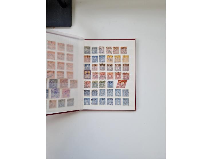 1880/1900 (ca.), einige hundert Werte in 4 kleinen Steckbüchern&nbsp;