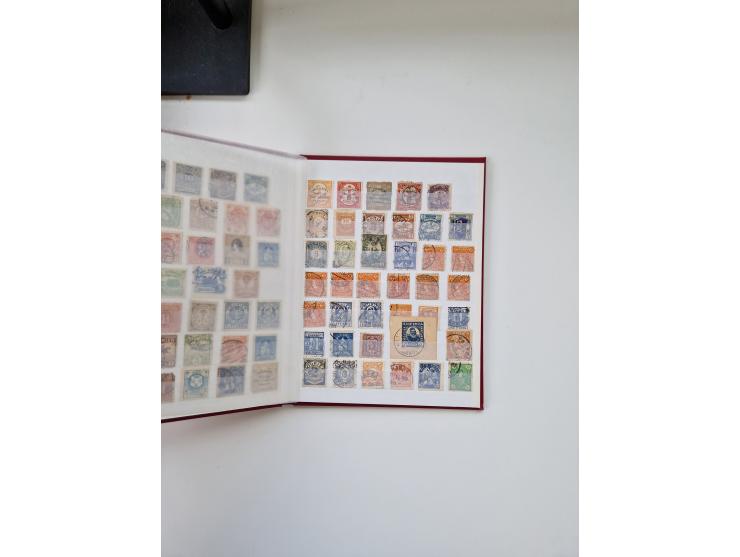 1880/1900 (ca.), einige hundert Werte in 4 kleinen Steckbüchern&nbsp;