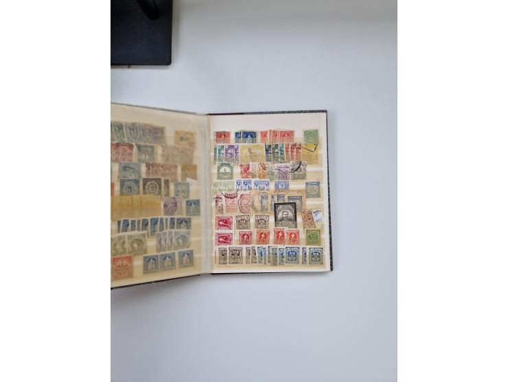 1880/1900 (ca.), einige hundert Werte in 4 kleinen Steckbüchern&nbsp;