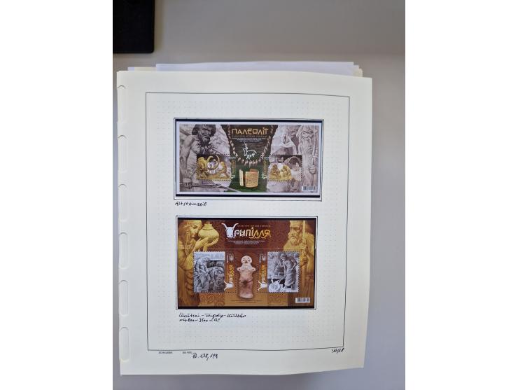 Eastern Europe: 1918/2021, extensive mint never hinged worldwide collection with many thematic stamps and souvenir sheets on 