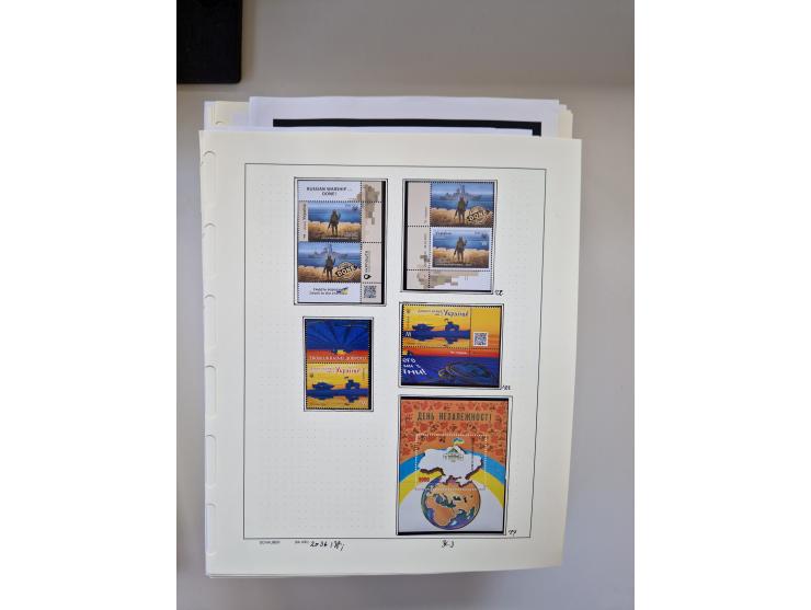 Eastern Europe: 1918/2021, extensive mint never hinged worldwide collection with many thematic stamps and souvenir sheets on 