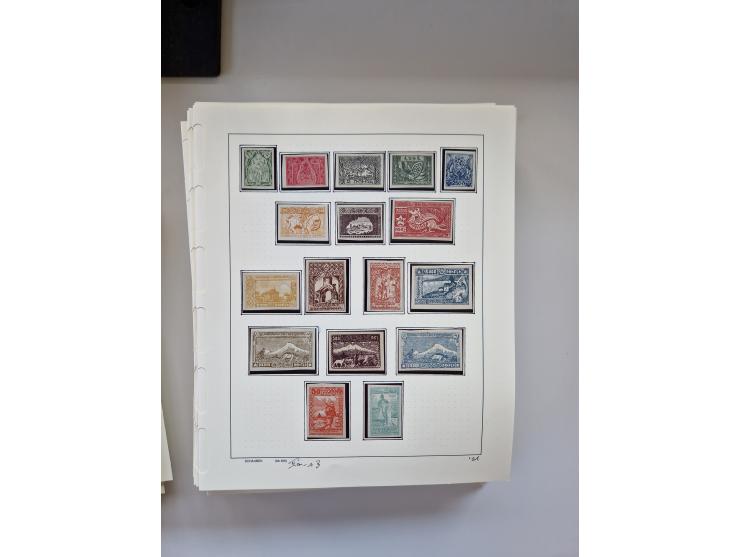 Eastern Europe: 1918/2021, extensive mint never hinged worldwide collection with many thematic stamps and souvenir sheets on 