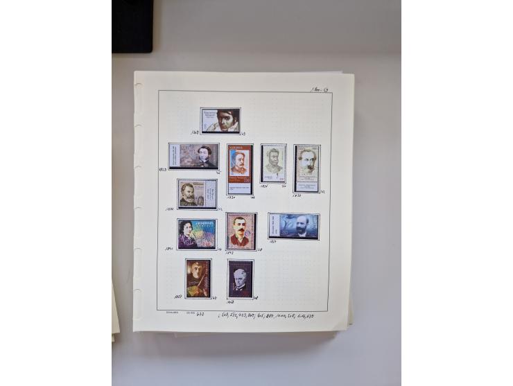 Eastern Europe: 1918/2021, extensive mint never hinged worldwide collection with many thematic stamps and souvenir sheets on 