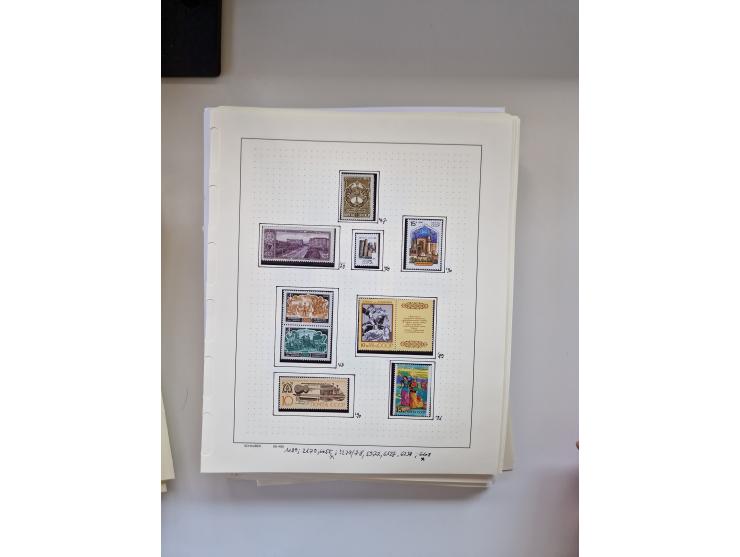 Eastern Europe: 1918/2021, extensive mint never hinged worldwide collection with many thematic stamps and souvenir sheets on 