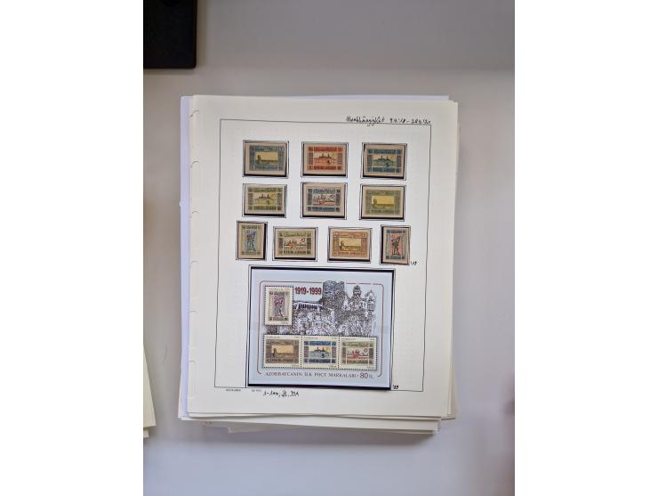 Eastern Europe: 1918/2021, extensive mint never hinged worldwide collection with many thematic stamps and souvenir sheets on 