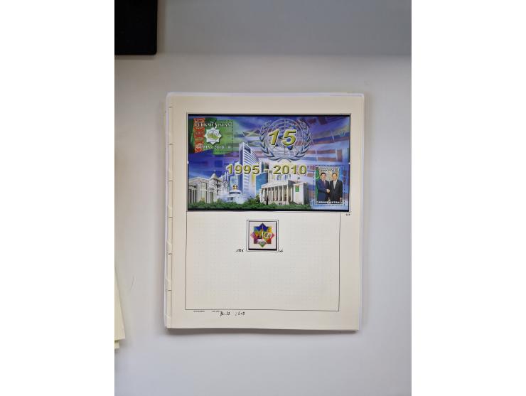 Eastern Europe: 1918/2021, extensive mint never hinged worldwide collection with many thematic stamps and souvenir sheets on 