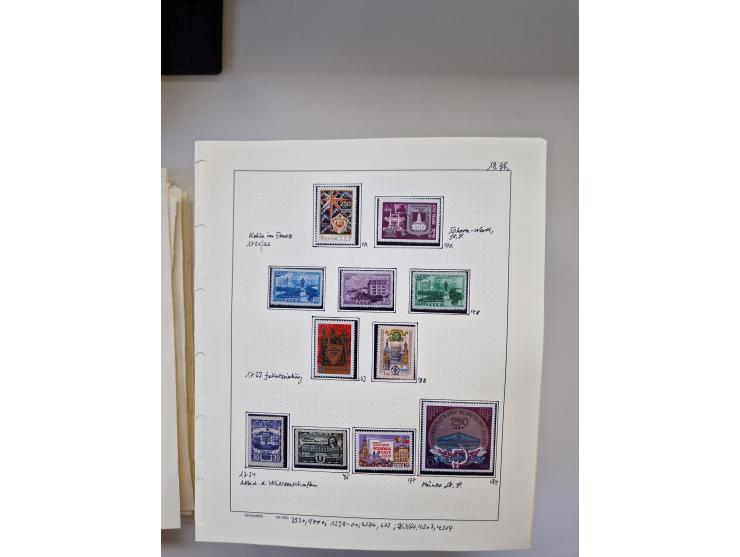 Eastern Europe: 1918/2021, extensive mint never hinged worldwide collection with many thematic stamps and souvenir sheets on 