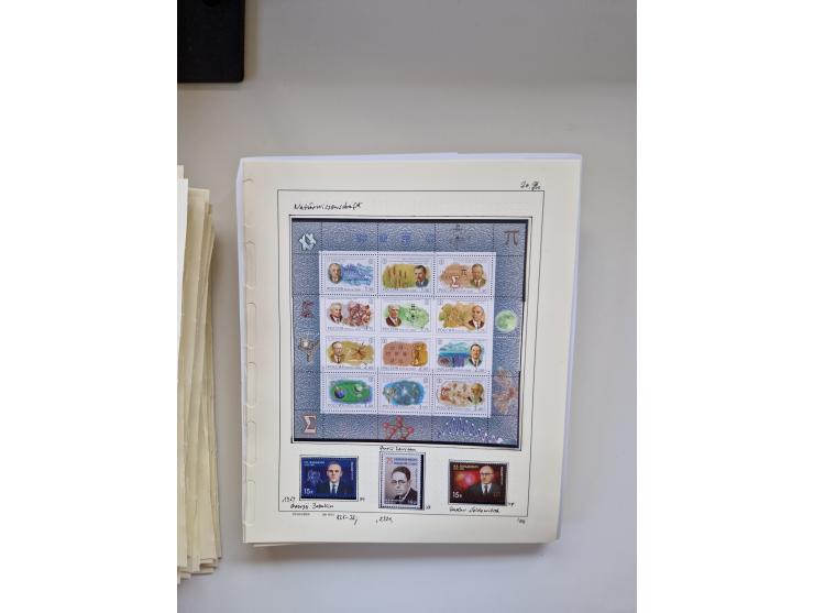 Eastern Europe: 1918/2021, extensive mint never hinged worldwide collection with many thematic stamps and souvenir sheets on 