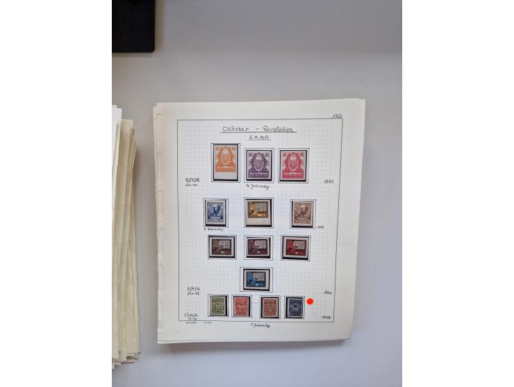 Eastern Europe: 1918/2021, extensive mint never hinged worldwide collection with many thematic stamps and souvenir sheets on 