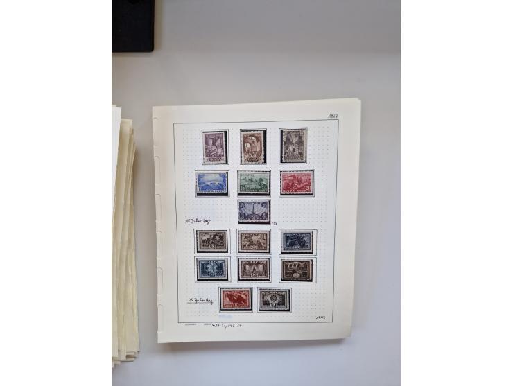 Eastern Europe: 1918/2021, extensive mint never hinged worldwide collection with many thematic stamps and souvenir sheets on 