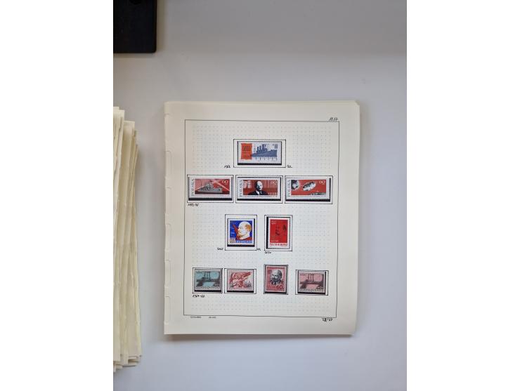 Eastern Europe: 1918/2021, extensive mint never hinged worldwide collection with many thematic stamps and souvenir sheets on 