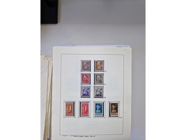 Eastern Europe: 1918/2021, extensive mint never hinged worldwide collection with many thematic stamps and souvenir sheets on 