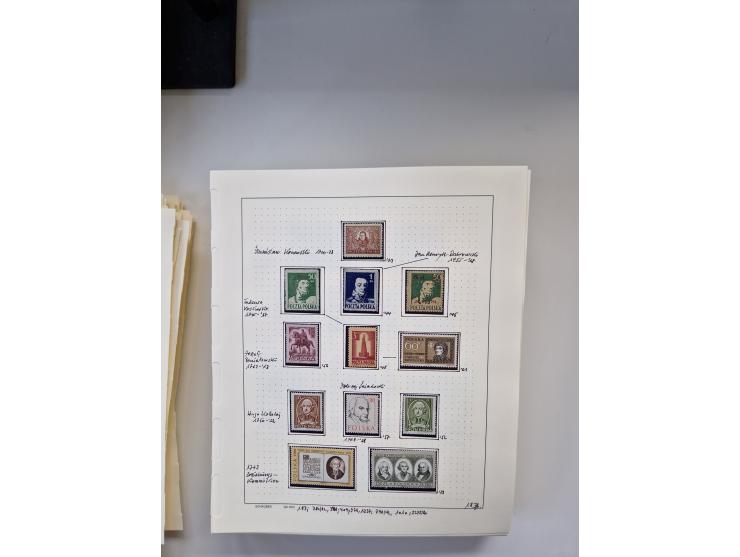 Eastern Europe: 1918/2021, extensive mint never hinged worldwide collection with many thematic stamps and souvenir sheets on 