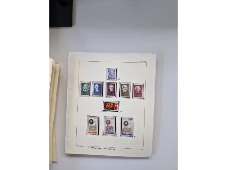 Eastern Europe: 1918/2021, extensive mint never hinged worldwide collection with many thematic stamps and souvenir sheets on 