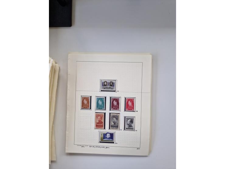 Eastern Europe: 1918/2021, extensive mint never hinged worldwide collection with many thematic stamps and souvenir sheets on 