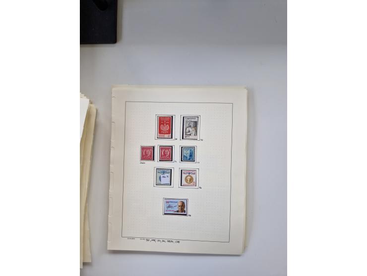 Eastern Europe: 1918/2021, extensive mint never hinged worldwide collection with many thematic stamps and souvenir sheets on 