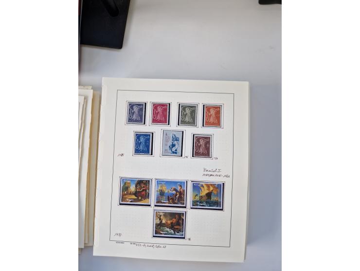 Portugal and Azores/Madeira: 1924/2021, unused and mint never hinged collection including souvenir sheets and booklets on the