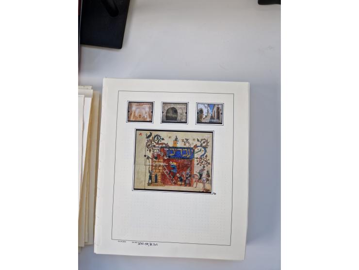 Portugal and Azores/Madeira: 1924/2021, unused and mint never hinged collection including souvenir sheets and booklets on the