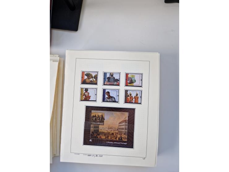Portugal and Azores/Madeira: 1924/2021, unused and mint never hinged collection including souvenir sheets and booklets on the