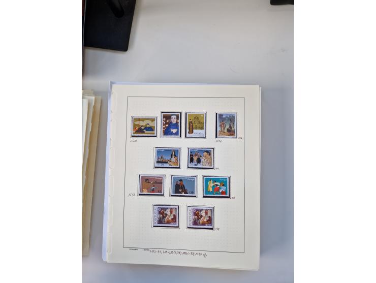 Portugal and Azores/Madeira: 1924/2021, unused and mint never hinged collection including souvenir sheets and booklets on the