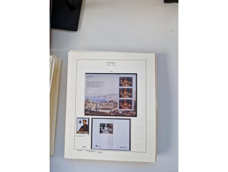 Portugal and Azores/Madeira: 1924/2021, unused and mint never hinged collection including souvenir sheets and booklets on the