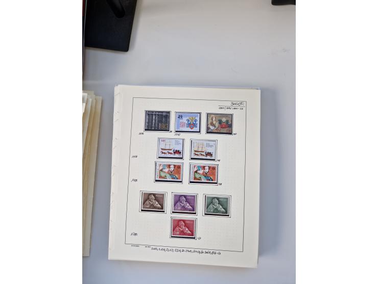 Portugal and Azores/Madeira: 1924/2021, unused and mint never hinged collection including souvenir sheets and booklets on the