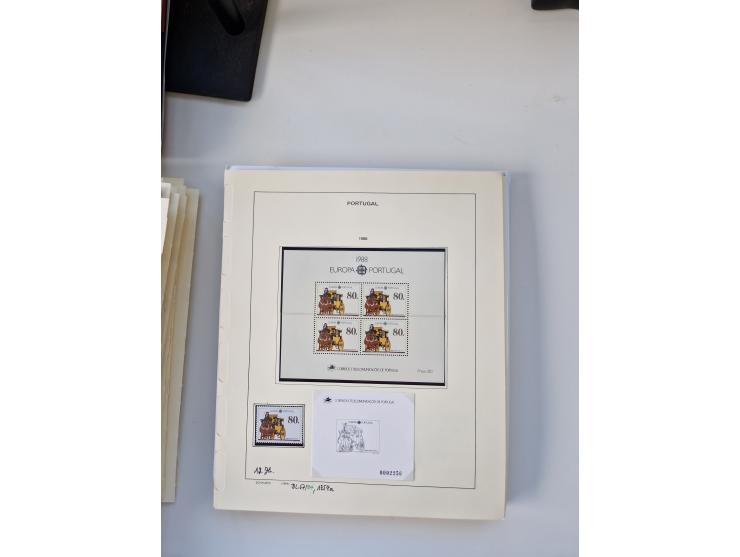 Portugal and Azores/Madeira: 1924/2021, unused and mint never hinged collection including souvenir sheets and booklets on the