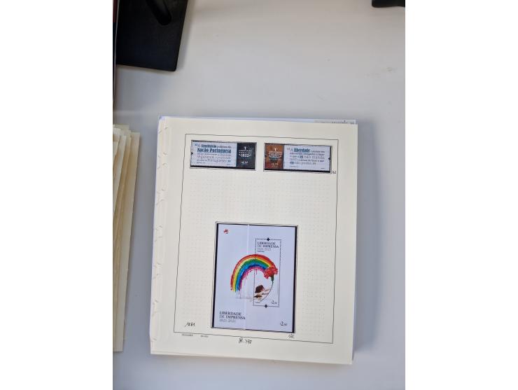 Portugal and Azores/Madeira: 1924/2021, unused and mint never hinged collection including souvenir sheets and booklets on the