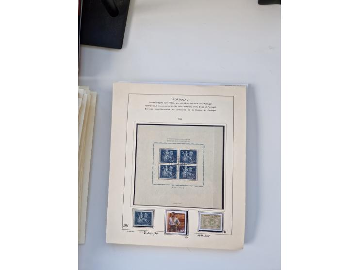 Portugal and Azores/Madeira: 1924/2021, unused and mint never hinged collection including souvenir sheets and booklets on the