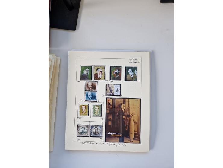 Portugal and Azores/Madeira: 1924/2021, unused and mint never hinged collection including souvenir sheets and booklets on the