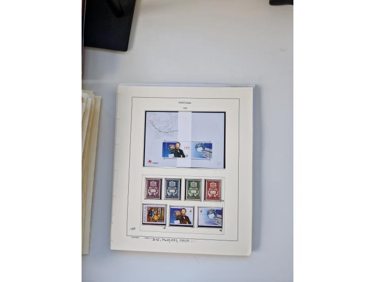 Portugal and Azores/Madeira: 1924/2021, unused and mint never hinged collection including souvenir sheets and booklets on the
