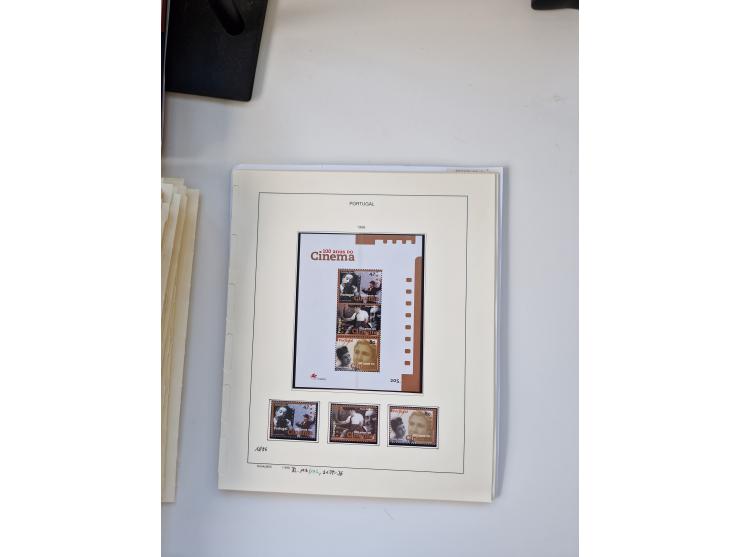 Portugal and Azores/Madeira: 1924/2021, unused and mint never hinged collection including souvenir sheets and booklets on the