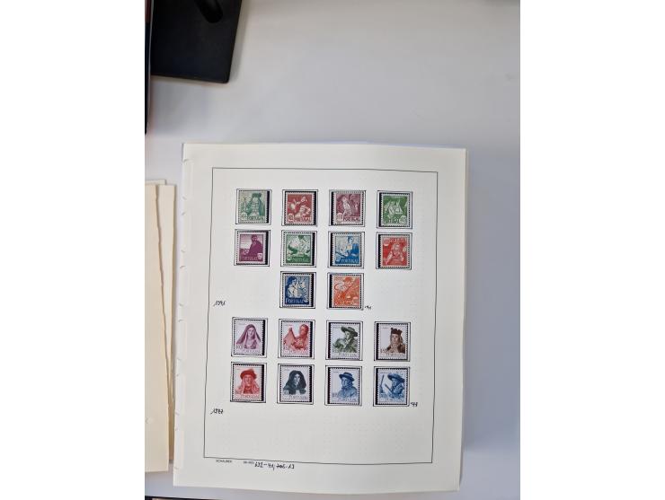 Portugal and Azores/Madeira: 1924/2021, unused and mint never hinged collection including souvenir sheets and booklets on the