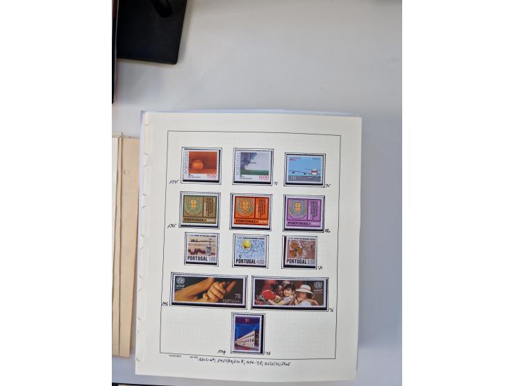 Portugal and Azores/Madeira: 1924/2021, unused and mint never hinged collection including souvenir sheets and booklets on the