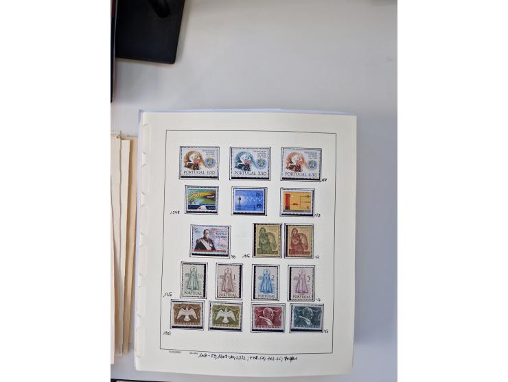 Portugal and Azores/Madeira: 1924/2021, unused and mint never hinged collection including souvenir sheets and booklets on the