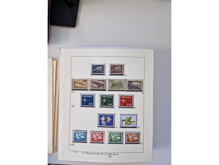 Portugal and Azores/Madeira: 1924/2021, unused and mint never hinged collection including souvenir sheets and booklets on the