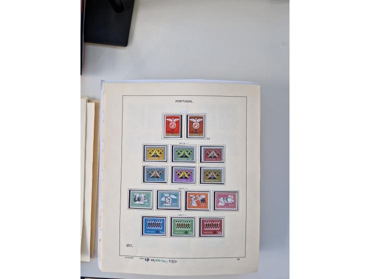 Portugal and Azores/Madeira: 1924/2021, unused and mint never hinged collection including souvenir sheets and booklets on the