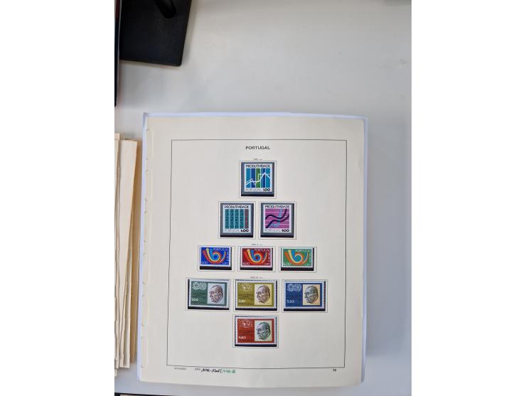 Portugal and Azores/Madeira: 1924/2021, unused and mint never hinged collection including souvenir sheets and booklets on the