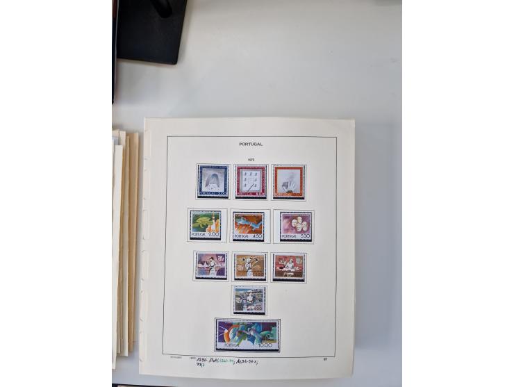 Portugal and Azores/Madeira: 1924/2021, unused and mint never hinged collection including souvenir sheets and booklets on the