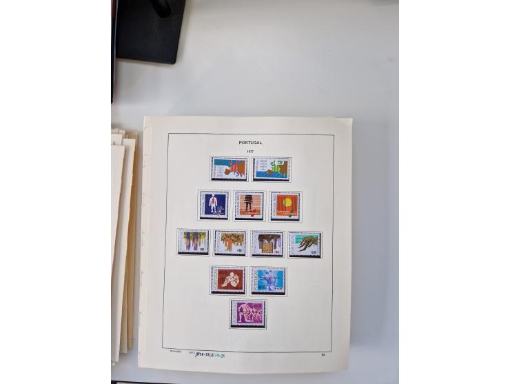 Portugal and Azores/Madeira: 1924/2021, unused and mint never hinged collection including souvenir sheets and booklets on the