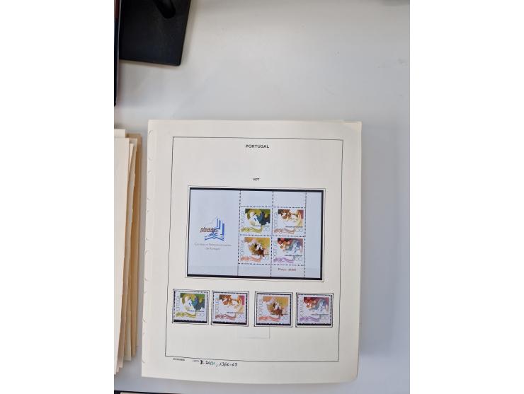 Portugal and Azores/Madeira: 1924/2021, unused and mint never hinged collection including souvenir sheets and booklets on the