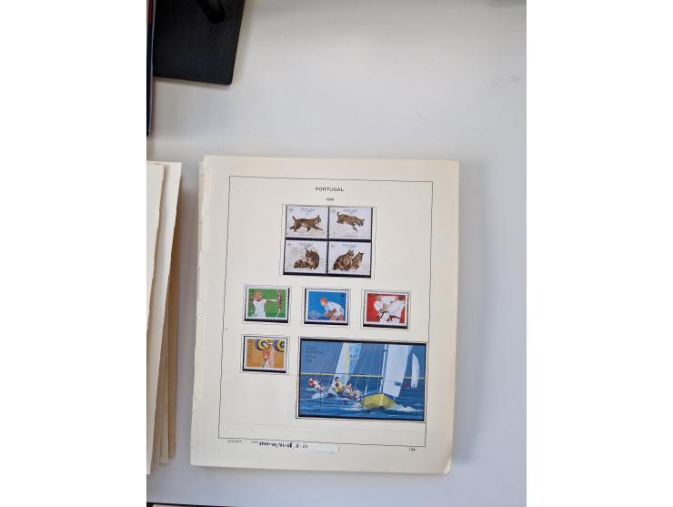 Portugal and Azores/Madeira: 1924/2021, unused and mint never hinged collection including souvenir sheets and booklets on the