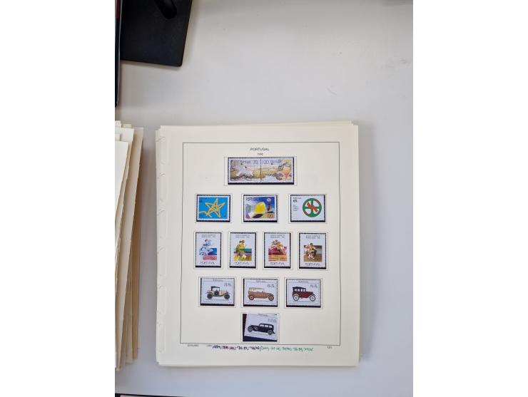 Portugal and Azores/Madeira: 1924/2021, unused and mint never hinged collection including souvenir sheets and booklets on the