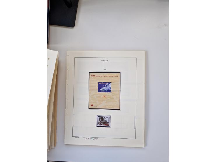 Portugal and Azores/Madeira: 1924/2021, unused and mint never hinged collection including souvenir sheets and booklets on the