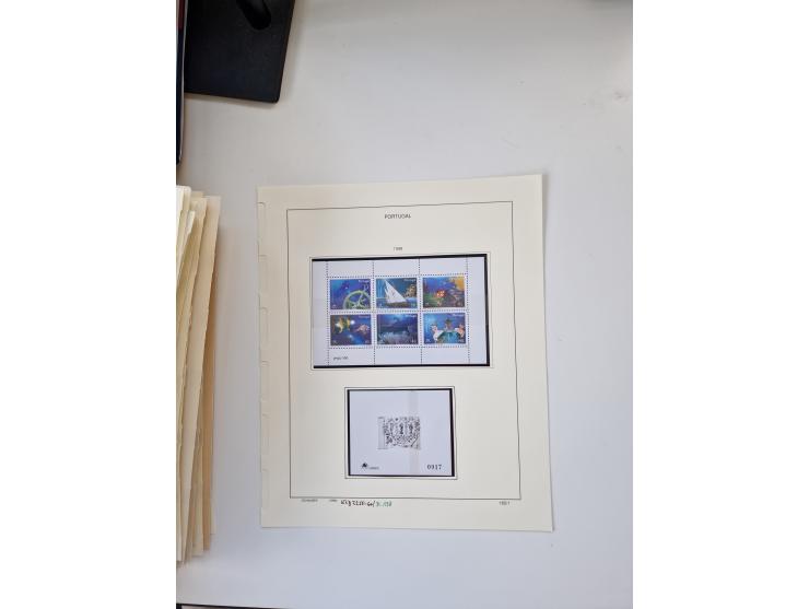 Portugal and Azores/Madeira: 1924/2021, unused and mint never hinged collection including souvenir sheets and booklets on the