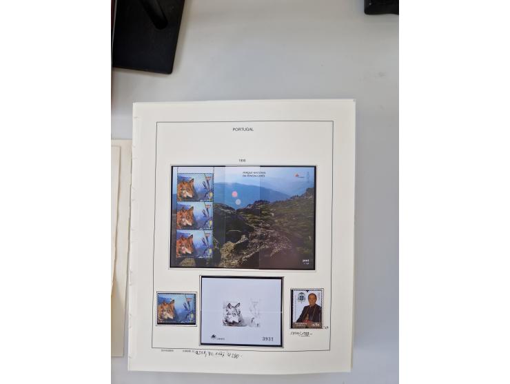 Portugal and Azores/Madeira: 1924/2021, unused and mint never hinged collection including souvenir sheets and booklets on the