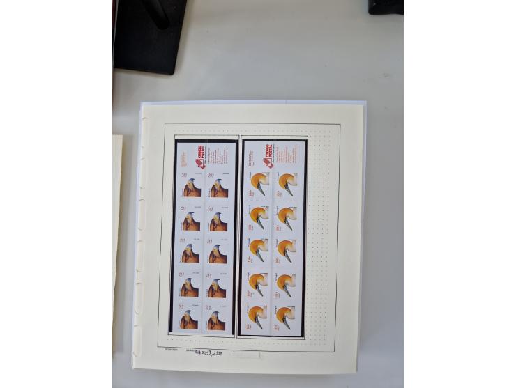 Portugal and Azores/Madeira: 1924/2021, unused and mint never hinged collection including souvenir sheets and booklets on the