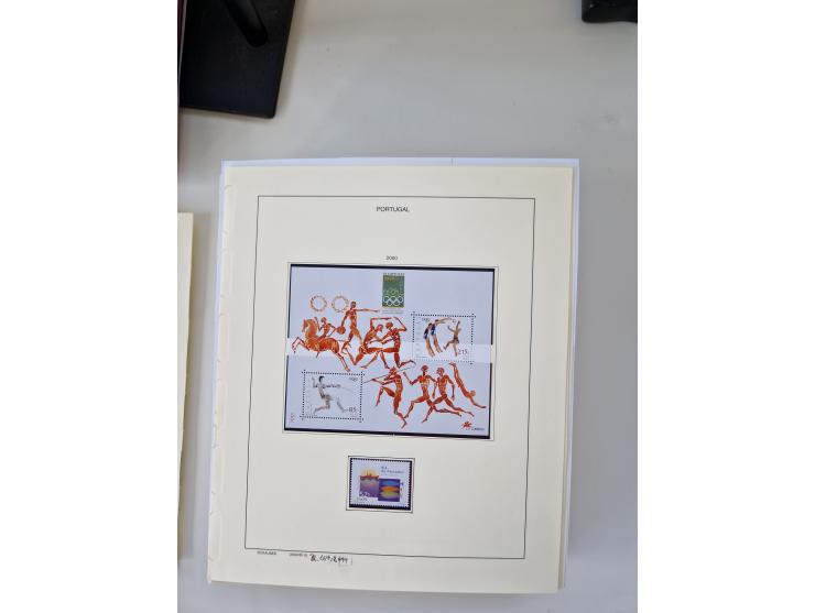 Portugal and Azores/Madeira: 1924/2021, unused and mint never hinged collection including souvenir sheets and booklets on the