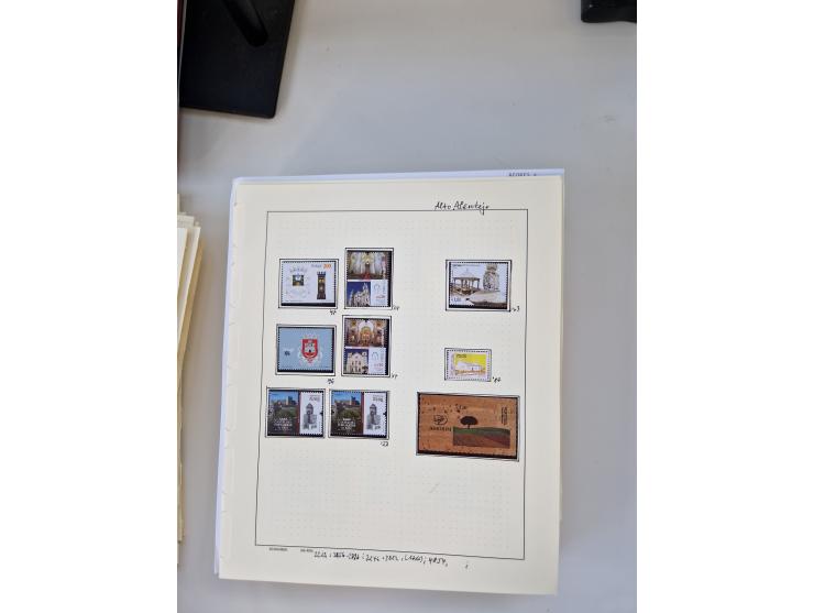 Portugal and Azores/Madeira: 1924/2021, unused and mint never hinged collection including souvenir sheets and booklets on the