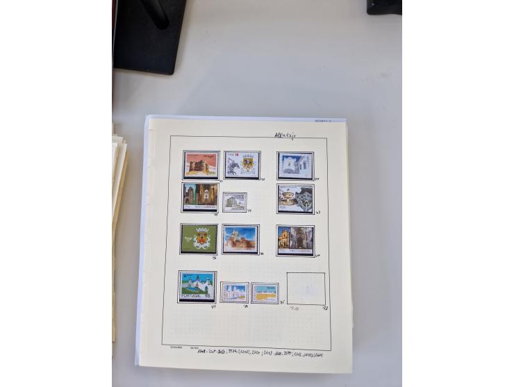 Portugal and Azores/Madeira: 1924/2021, unused and mint never hinged collection including souvenir sheets and booklets on the